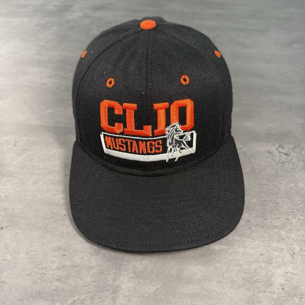 Vintage 70s 80s Clio Mustangs Snapback Hat Black Orange Horse SportsTrucker Cap